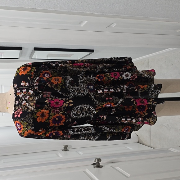 Boho Top - Picture 7 of 7